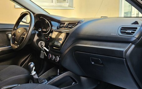 KIA Rio III рестайлинг, 2015 год, 800 000 рублей, 12 фотография