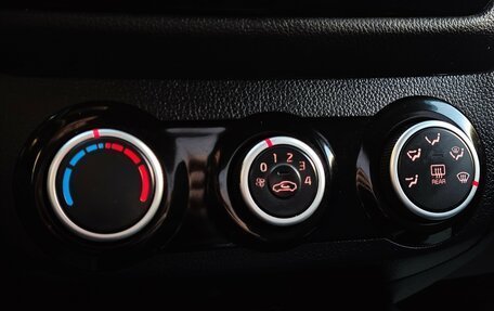 KIA Rio III рестайлинг, 2015 год, 800 000 рублей, 16 фотография