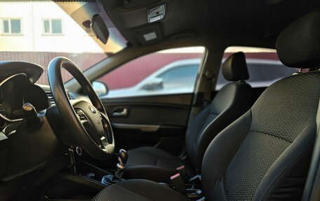 KIA Rio III рестайлинг, 2015 год, 800 000 рублей, 10 фотография