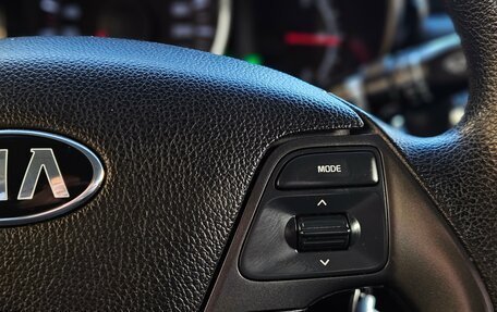 KIA Rio III рестайлинг, 2015 год, 800 000 рублей, 18 фотография