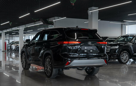 Toyota Highlander, 2026 год, 6 020 000 рублей, 12 фотография
