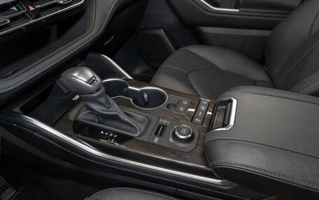 Toyota Highlander, 2026 год, 6 020 000 рублей, 20 фотография