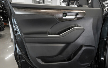 Toyota Highlander, 2026 год, 6 020 000 рублей, 26 фотография