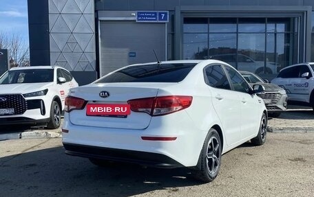 KIA Rio III рестайлинг, 2016 год, 1 024 000 рублей, 5 фотография