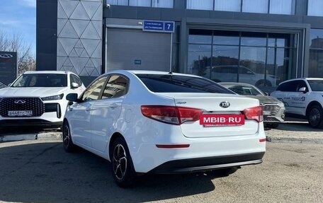 KIA Rio III рестайлинг, 2016 год, 1 024 000 рублей, 3 фотография