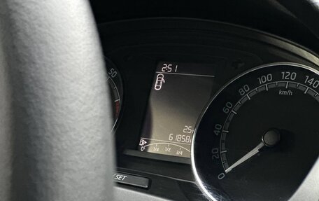 Skoda Rapid I, 2018 год, 1 349 000 рублей, 8 фотография