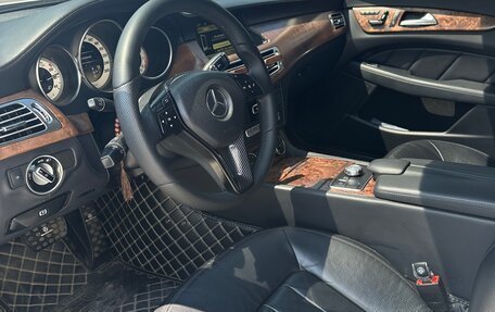Mercedes-Benz CLS, 2011 год, 2 095 000 рублей, 12 фотография