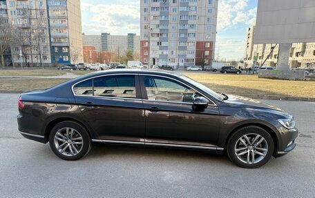 Volkswagen Passat B8 рестайлинг, 2017 год, 1 600 000 рублей, 2 фотография