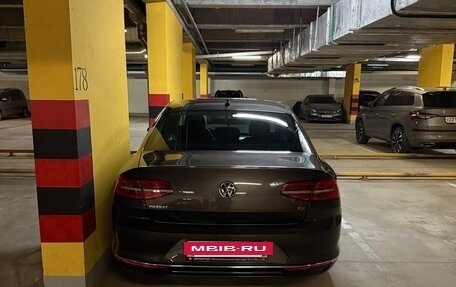 Volkswagen Passat B8 рестайлинг, 2017 год, 1 600 000 рублей, 16 фотография