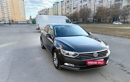 Volkswagen Passat B8 рестайлинг, 2017 год, 1 600 000 рублей, 8 фотография