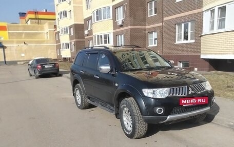 Mitsubishi Pajero Sport II рестайлинг, 2011 год, 1 680 000 рублей, 2 фотография