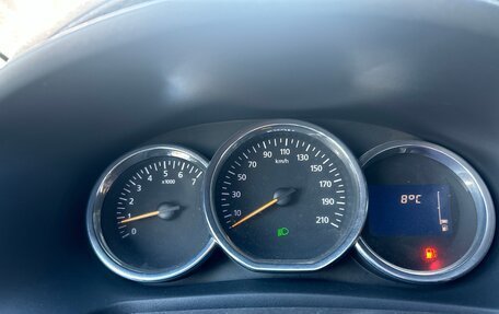 Renault Logan II, 2014 год, 595 000 рублей, 26 фотография