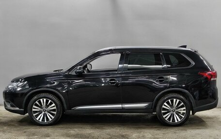 Mitsubishi Outlander III рестайлинг 3, 2019 год, 2 213 000 рублей, 8 фотография