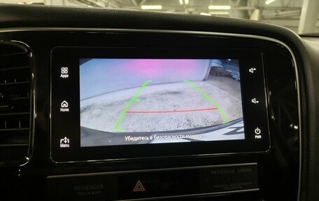 Mitsubishi Outlander III рестайлинг 3, 2019 год, 2 213 000 рублей, 16 фотография