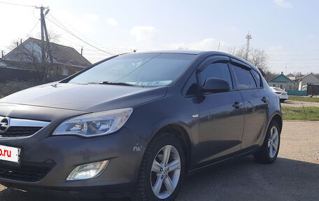 Opel Astra J, 2010 год, 490 000 рублей, 1 фотография