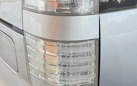 Toyota Voxy II, 2002 год, 800 000 рублей, 8 фотография