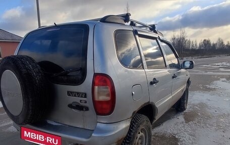 Chevrolet Niva I рестайлинг, 2006 год, 300 000 рублей, 5 фотография