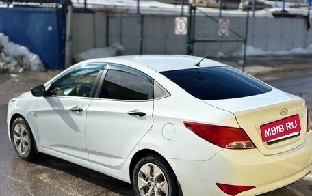 Hyundai Solaris II рестайлинг, 2014 год, 539 000 рублей, 3 фотография