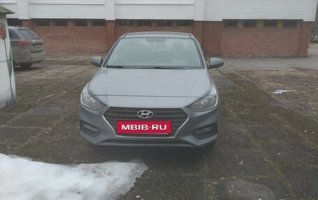 Hyundai Solaris II рестайлинг, 2019 год, 1 150 000 рублей, 3 фотография