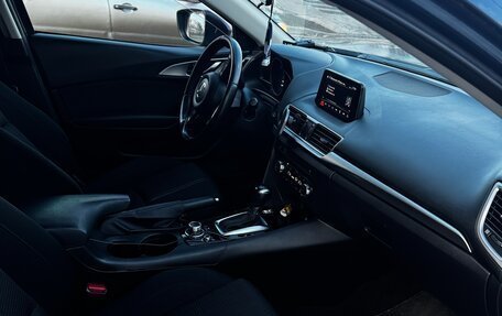 Mazda 3, 2018 год, 1 899 000 рублей, 7 фотография