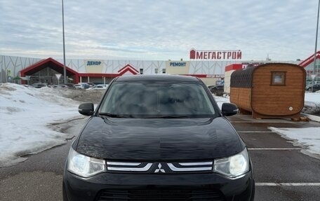 Mitsubishi Outlander III рестайлинг 3, 2012 год, 1 179 000 рублей, 2 фотография