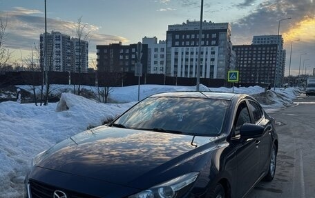 Mazda 3, 2018 год, 1 899 000 рублей, 2 фотография