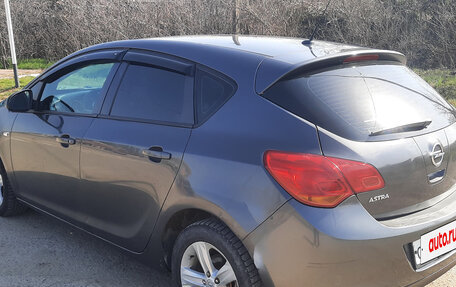 Opel Astra J, 2010 год, 490 000 рублей, 2 фотография