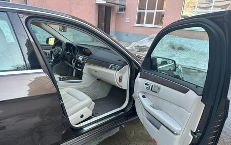 Mercedes-Benz E-Класс, 2013 год, 2 050 000 рублей, 7 фотография