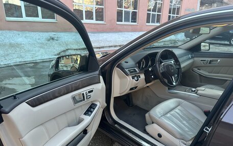 Mercedes-Benz E-Класс, 2013 год, 2 050 000 рублей, 9 фотография