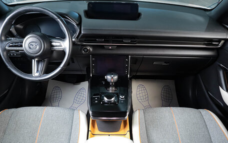 Mazda MX-30, 2020 год, 2 349 000 рублей, 13 фотография