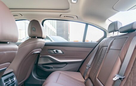 BMW 3 серия, 2024 год, 6 290 000 рублей, 15 фотография