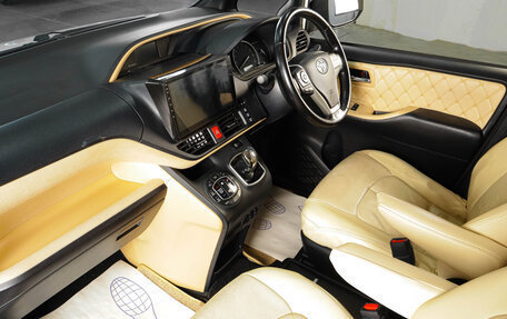 Toyota Noah III, 2014 год, 1 669 000 рублей, 11 фотография