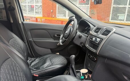 Renault Logan II, 2019 год, 580 000 рублей, 8 фотография