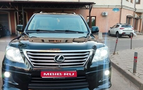 Lexus LX III, 2011 год, 3 850 000 рублей, 14 фотография