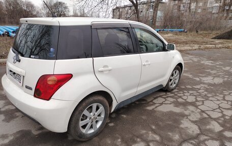 Toyota Ist II, 2003 год, 570 000 рублей, 2 фотография