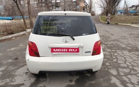Toyota Ist II, 2003 год, 570 000 рублей, 3 фотография