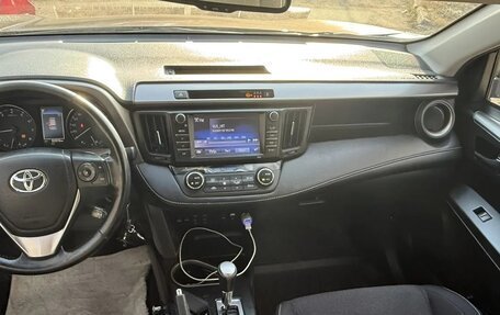 Toyota RAV4, 2017 год, 2 600 000 рублей, 17 фотография
