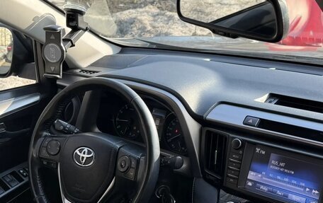 Toyota RAV4, 2017 год, 2 600 000 рублей, 19 фотография