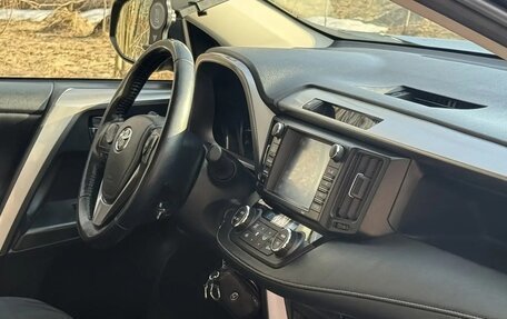 Toyota RAV4, 2017 год, 2 600 000 рублей, 20 фотография