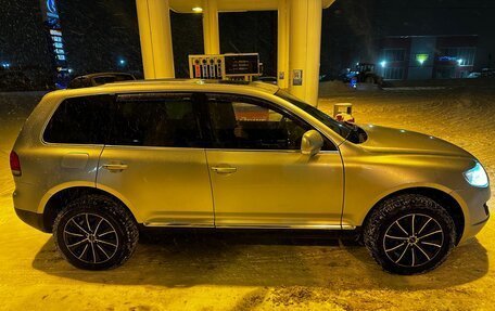 Volkswagen Touareg III, 2003 год, 650 000 рублей, 6 фотография