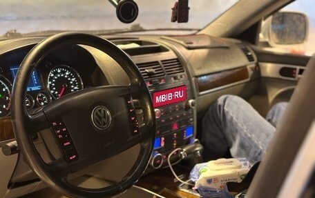 Volkswagen Touareg III, 2003 год, 650 000 рублей, 21 фотография