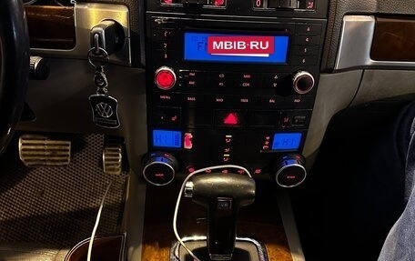 Volkswagen Touareg III, 2003 год, 650 000 рублей, 20 фотография