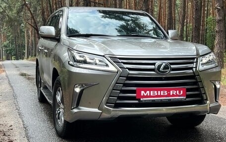 Lexus LX III, 2017 год, 8 000 000 рублей, 28 фотография