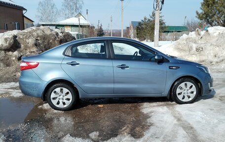 KIA Rio III рестайлинг, 2014 год, 900 000 рублей, 3 фотография