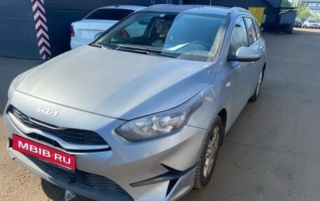 KIA cee'd III, 2022 год, 2 050 000 рублей, 17 фотография