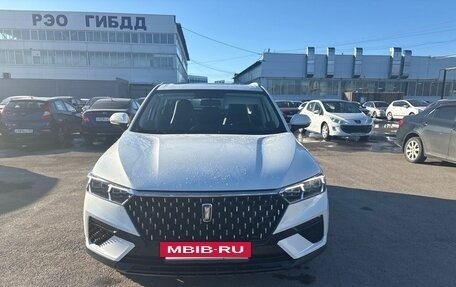 FAW Bestune T77, 2023 год, 1 685 000 рублей, 3 фотография