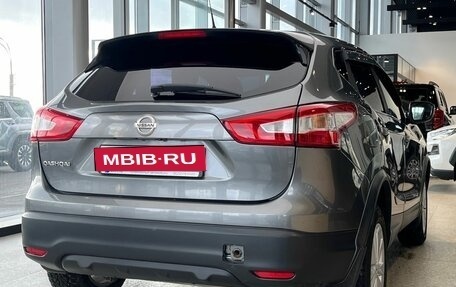 Nissan Qashqai, 2015 год, 1 149 000 рублей, 10 фотография