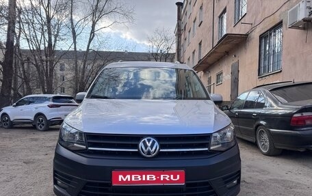 Volkswagen Caddy IV, 2016 год, 1 680 000 рублей, 1 фотография