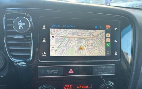 Mitsubishi Outlander III рестайлинг 3, 2018 год, 1 520 000 рублей, 6 фотография