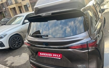 Toyota Sienna, 2021 год, 6 200 000 рублей, 4 фотография